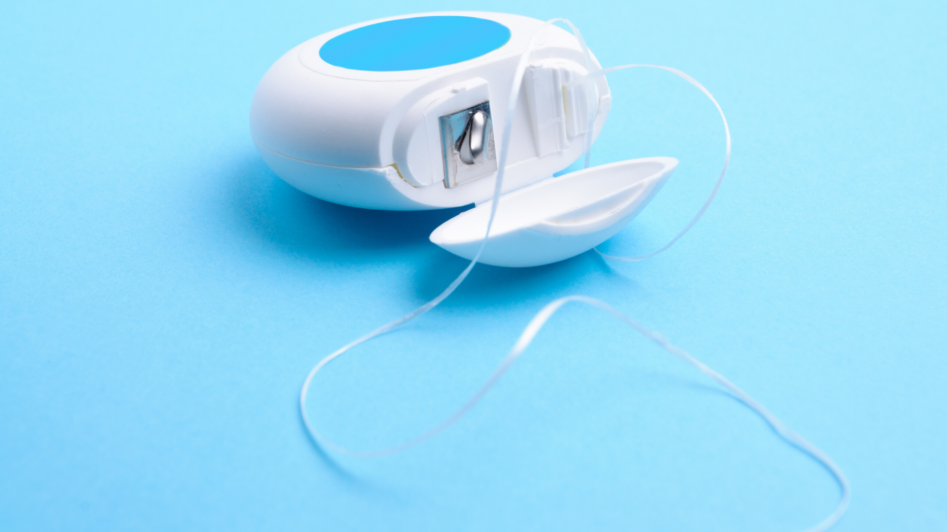 Flossing Your Bad Breath Away